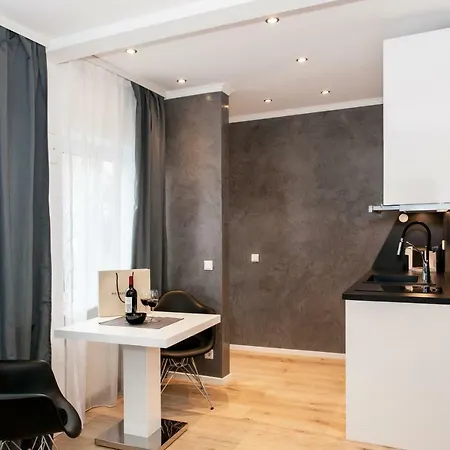 Main Frankfurt Апартаменты Ной-Изенбург